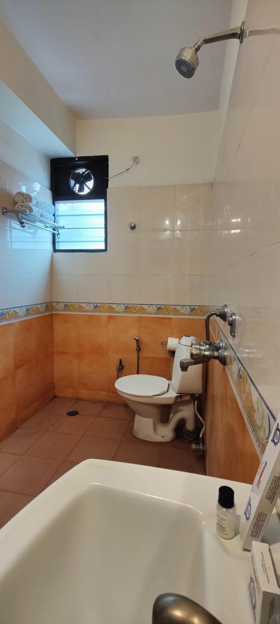 Hotel Krrish Inn - Ameerpet, Haïdarabad Extérieur photo