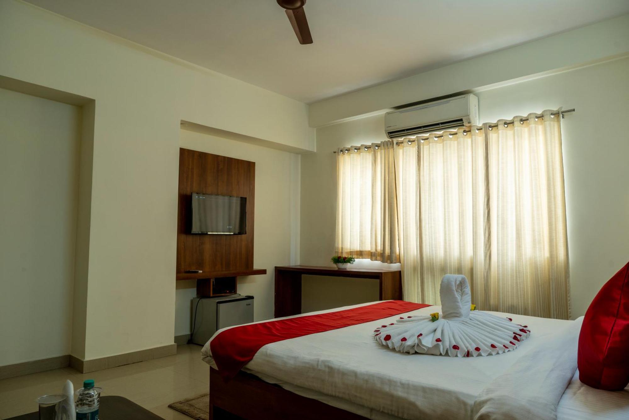 Hotel Krrish Inn - Ameerpet, Haïdarabad Extérieur photo