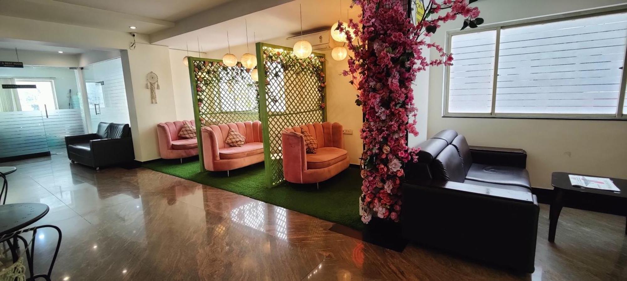 Hotel Krrish Inn - Ameerpet, Haïdarabad Extérieur photo