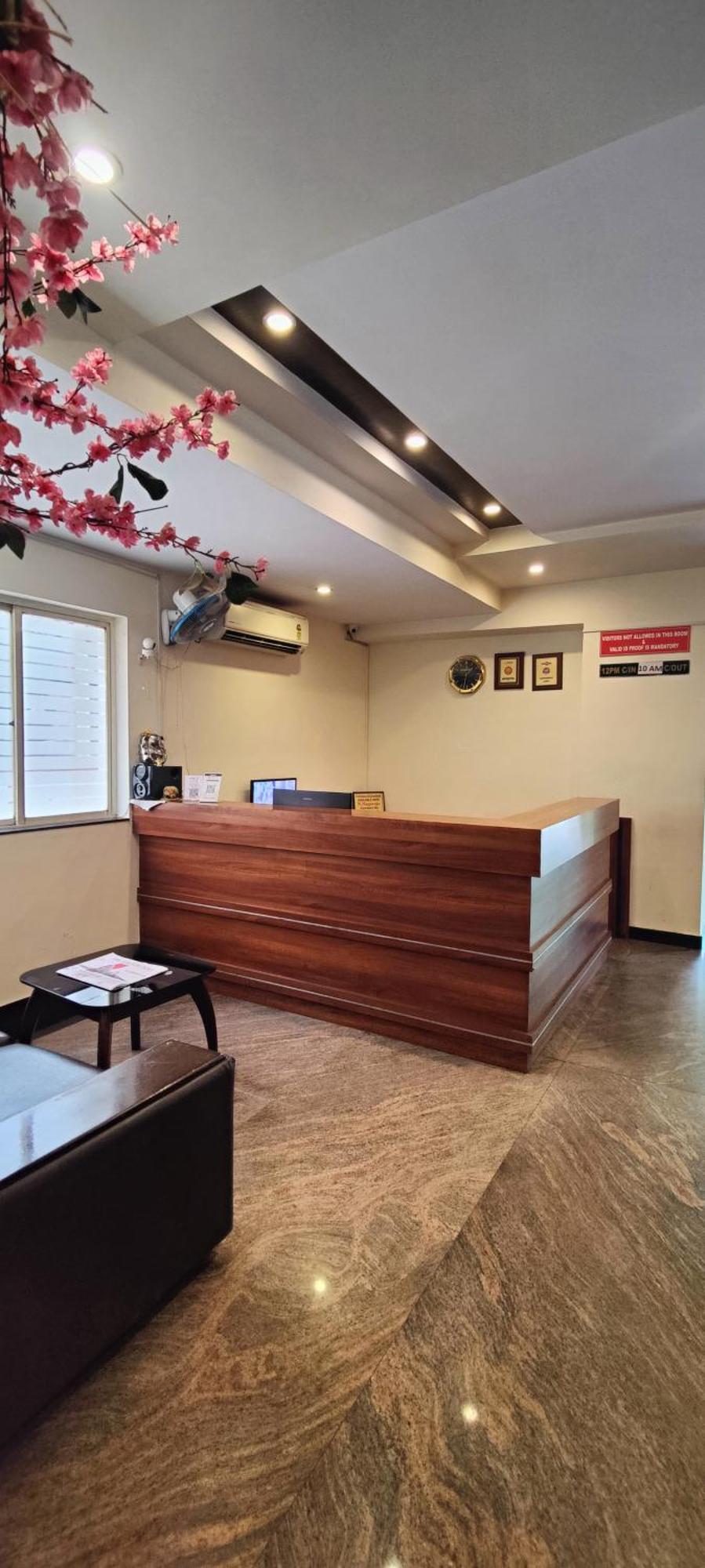 Hotel Krrish Inn - Ameerpet, Haïdarabad Extérieur photo